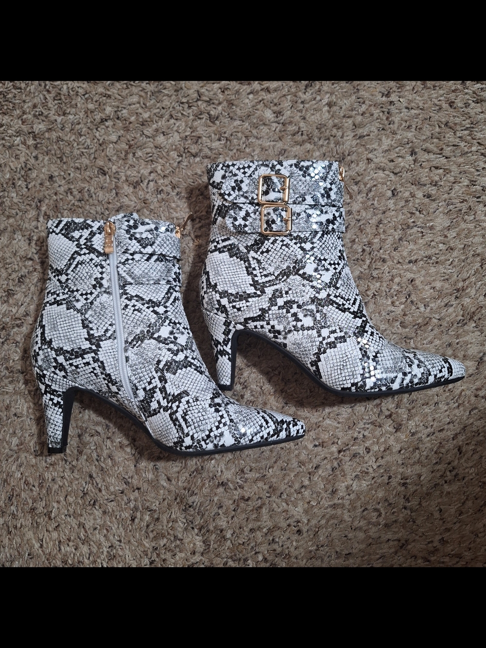 IDIFU Snakeskin Pointed Toe Ankle Boots Gold Hardware Size 8 - Picture 2 of 8
